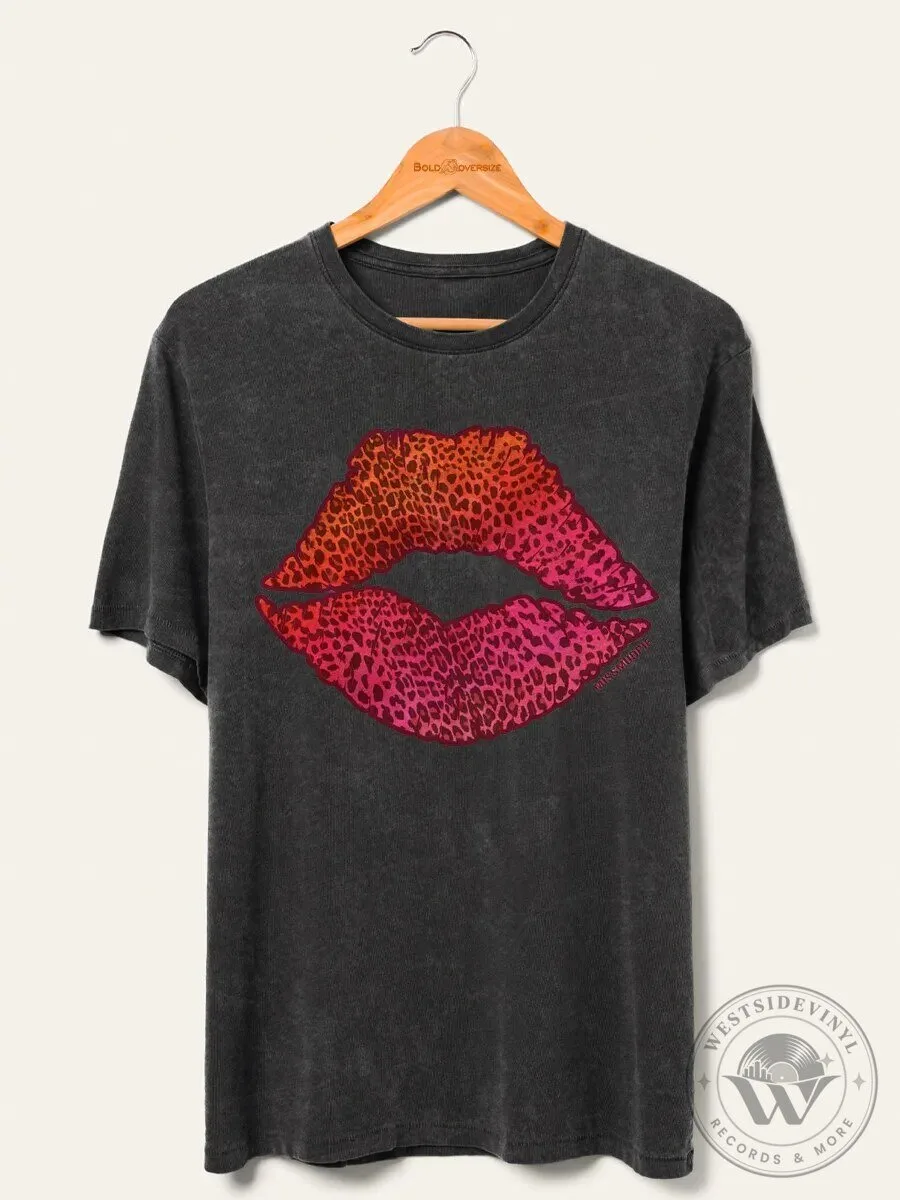 Leopard Print Sunset Kiss Lips Washed T-Shirt