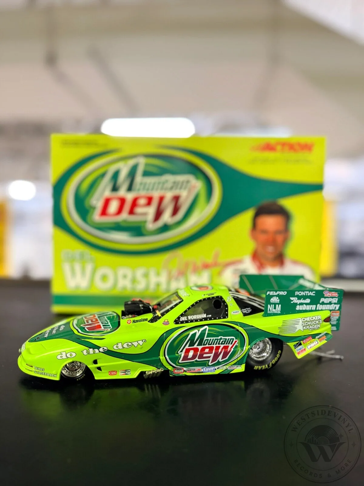 Del Worsham 2001 Mountain Dew Pontiac Firebird Funny Car Diecast Model 7 Del Worsham 2001 Mountain Dew Pontiac Firebird Funny Car Diecast Model