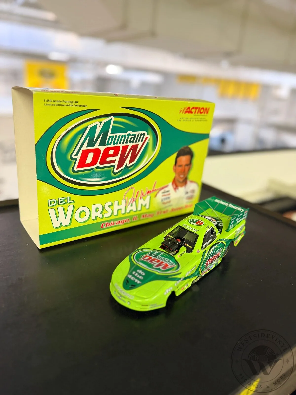 Del Worsham 2001 Mountain Dew Pontiac Firebird Funny Car Diecast Model 9 Del Worsham 2001 Mountain Dew Pontiac Firebird Funny Car Diecast Model