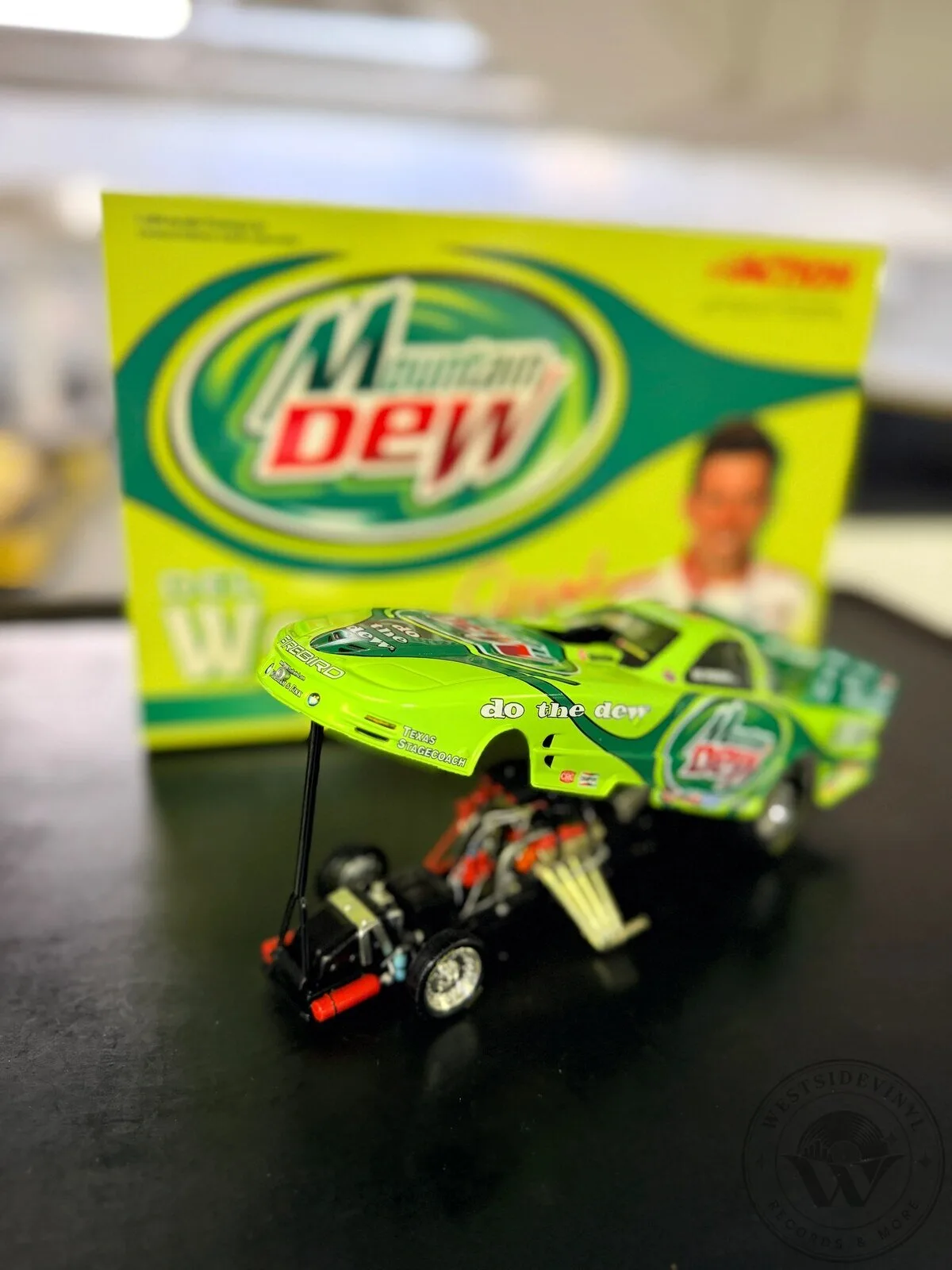 Del Worsham 2001 Mountain Dew Pontiac Firebird Funny Car Diecast Model 10 Del Worsham 2001 Mountain Dew Pontiac Firebird Funny Car Diecast Model